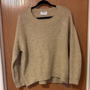 Old Navy Women's Beige Crew Neck Sweater